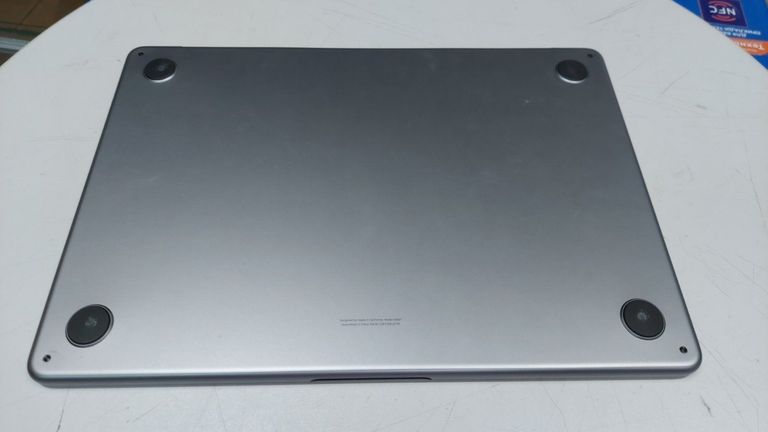 Розпродаж Apple macbook air 13,6" m2 2022, продавець Техноскарб