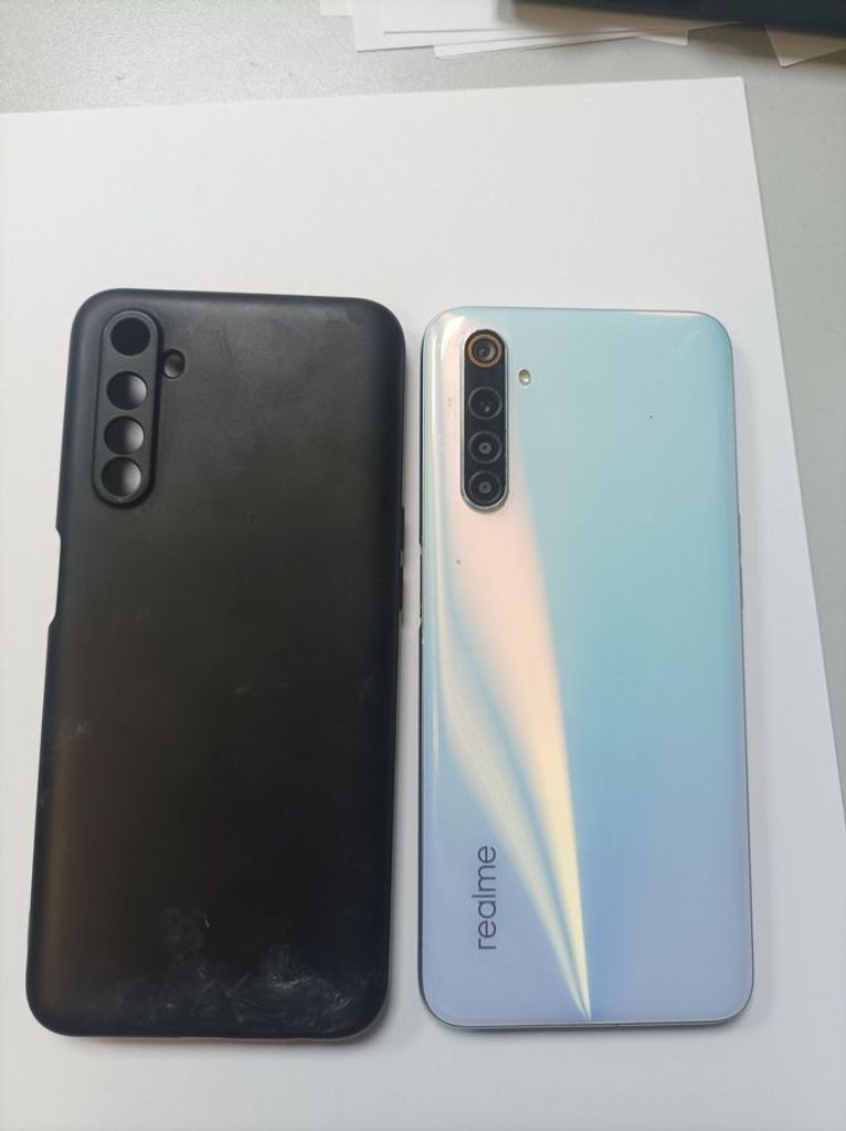 Купить Realme 6 8/128GB White Б/У