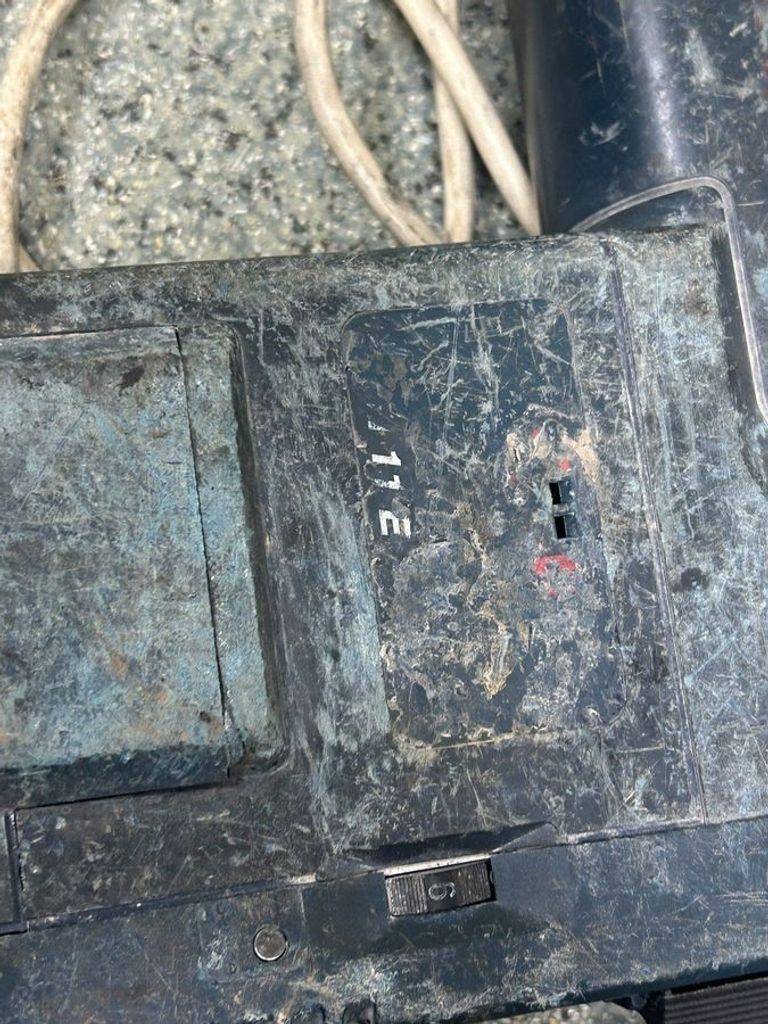 Дешиво Bosch gbh 11 e с ломбарда