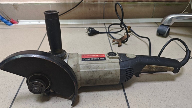 Розпродаж Интерскол ушм-180/1800, продавець Техноскарб