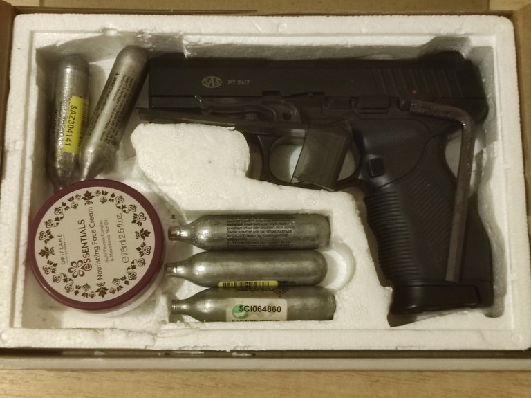 Дешиво SAS Taurus 24/7 с ломбарда