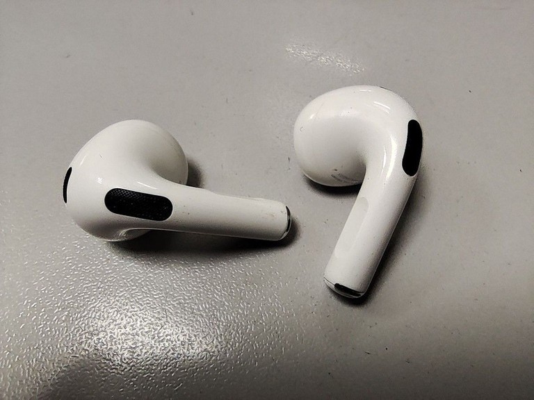 Дешиво Apple airpods 3rd generation с ломбарда