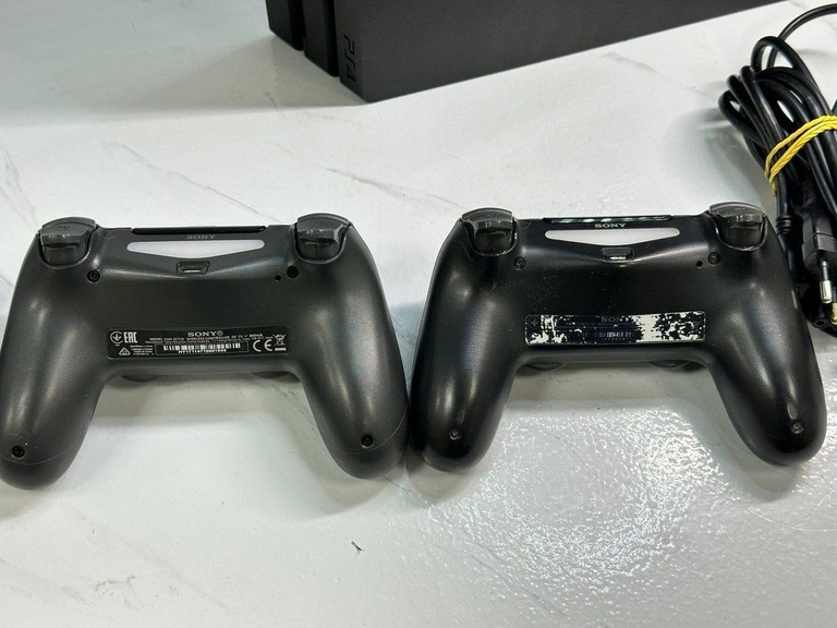 Sony playstation 4 pro 1tb Код:01-200938352. Зображення 10