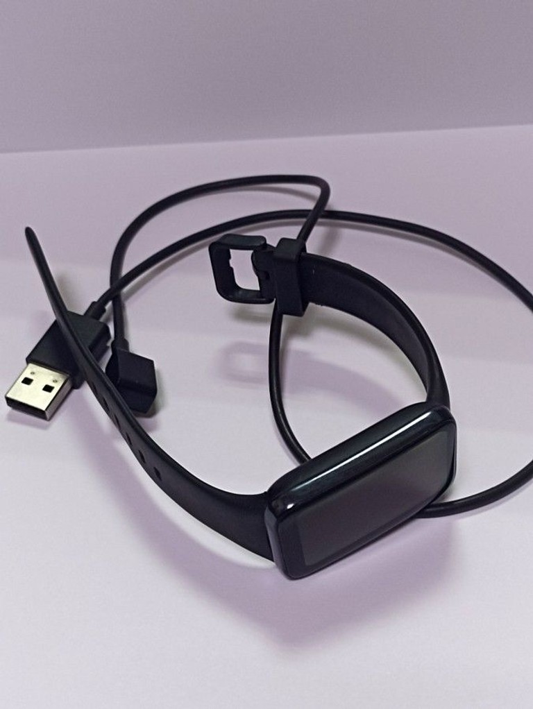 Купить Xiaomi mi smart band 7 pro Б/У