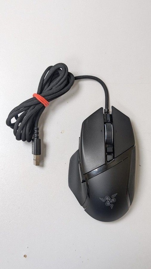 Купити Razer basilisk v3 usb Б/У