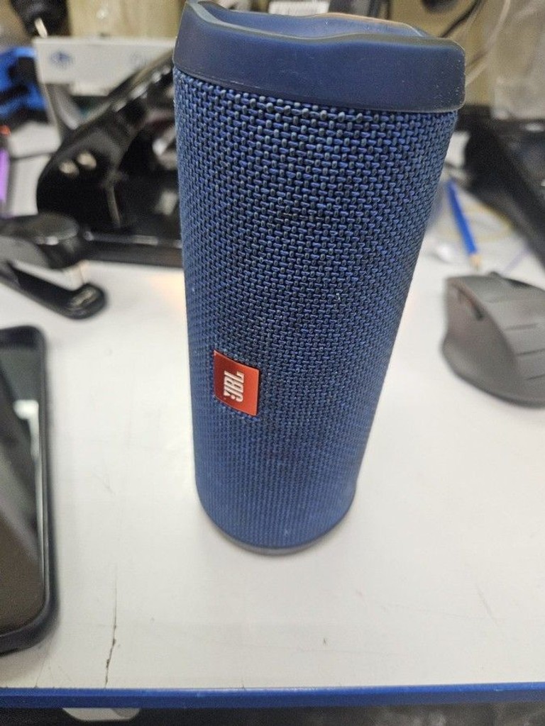 Купити Jbl flip 4 Б/У