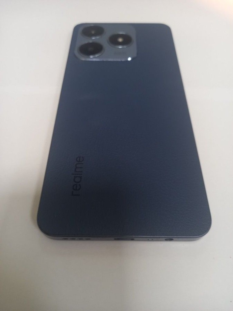 Купити Realme c63 8/256gb Б/У