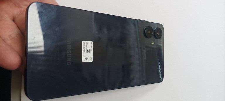 Купить Samsung galaxy a06 4/128gb Б/У