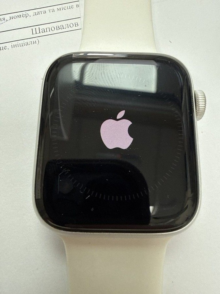 Купити Apple watch se 2 gps 44mm aluminium case Б/У