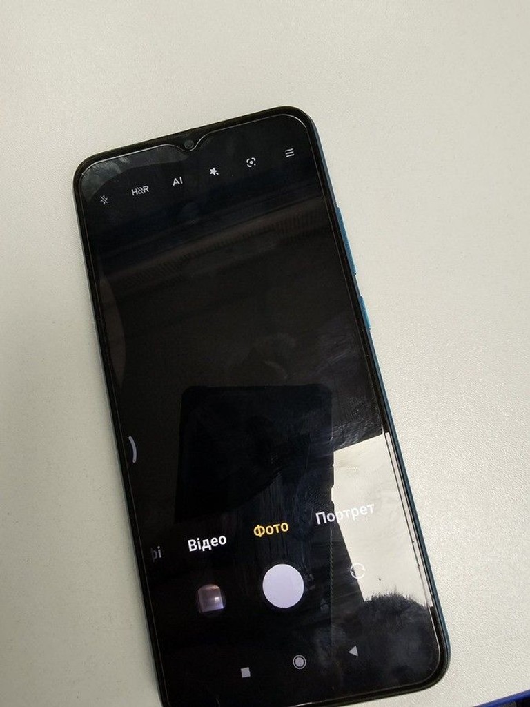 Дешево Xiaomi redmi 9a 2/32gb з ломбарду