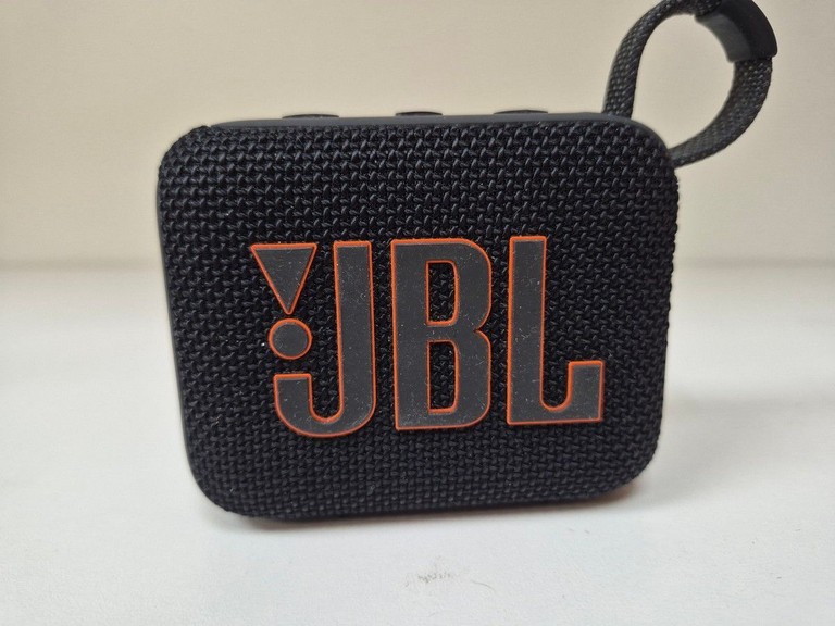 Купити Jbl go 4 Б/У