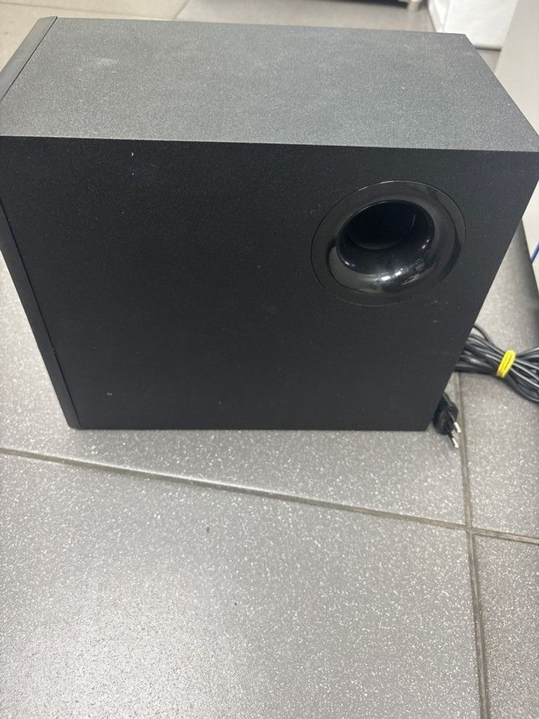 Дешево Microlab M-223 з ломбарду