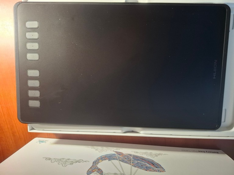 Дешево Huion Inspiroy H950P з ломбарду