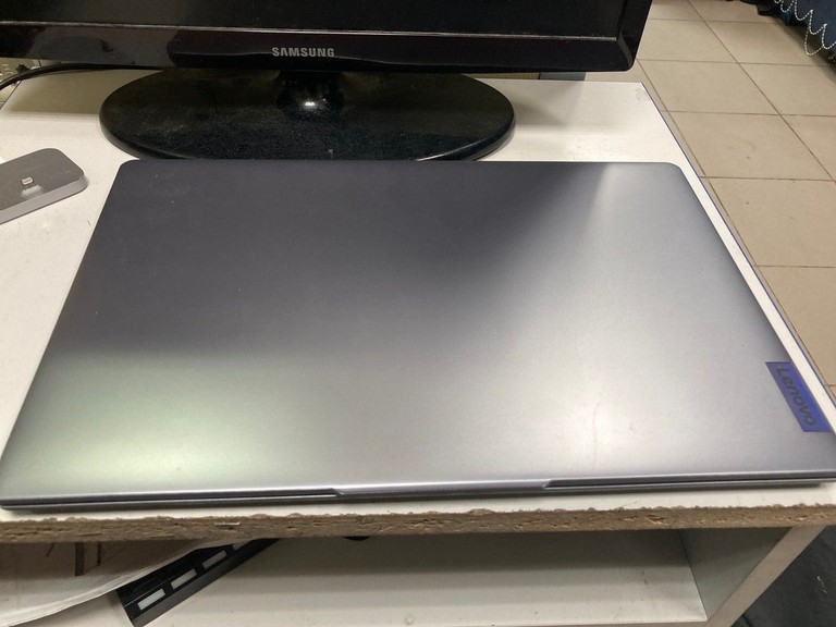Дешево Lenovo 15/ryzen 5 7520u ddr5/16gb ddr5/hdd *відсутній/ssd 512 gb/*інтегрована з ломбарду