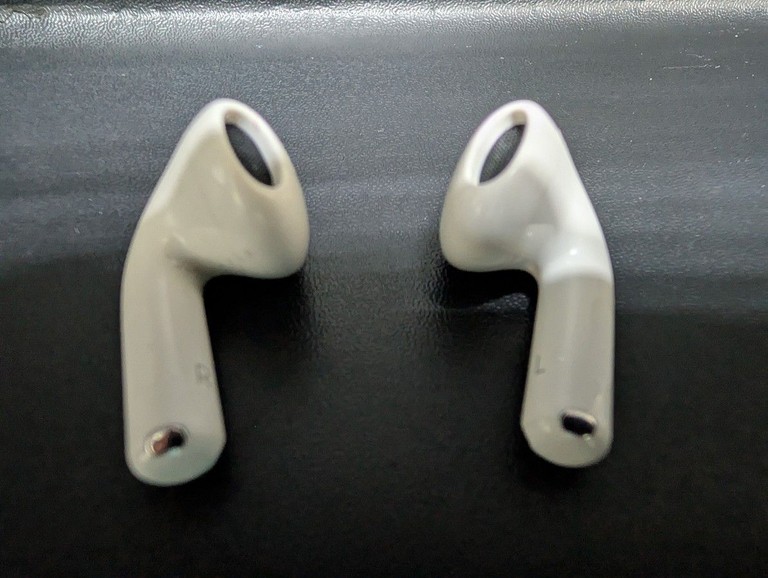 Оголошення Apple airpods 4 Б/У