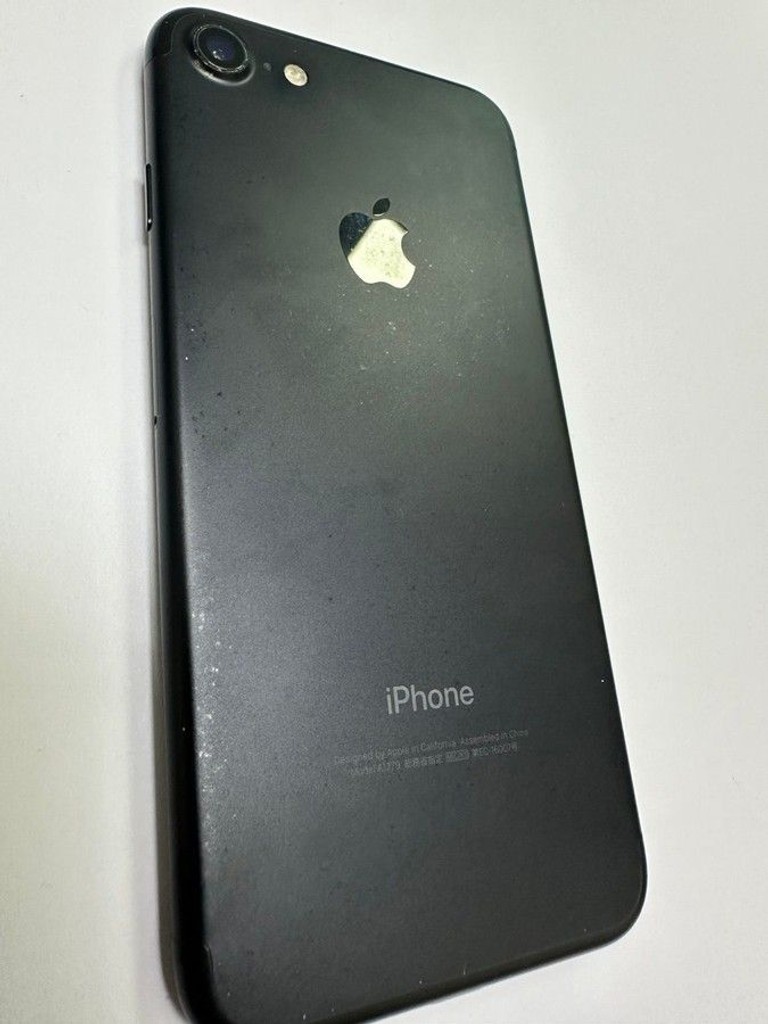 Apple iphone 7 32gb Код:01-201152801. Изображение 5