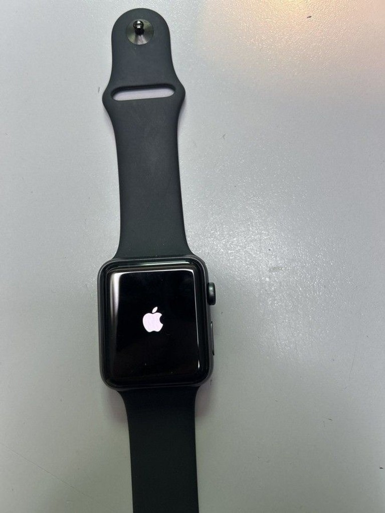 Купить Apple watch series 3 gps 42mm aluminium case Б/У