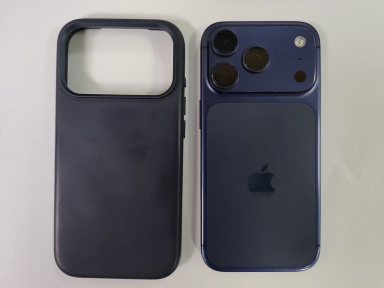 Объявление Apple iPhone 17 Pro 256GB Deep Blue (MG8J4) Б/У