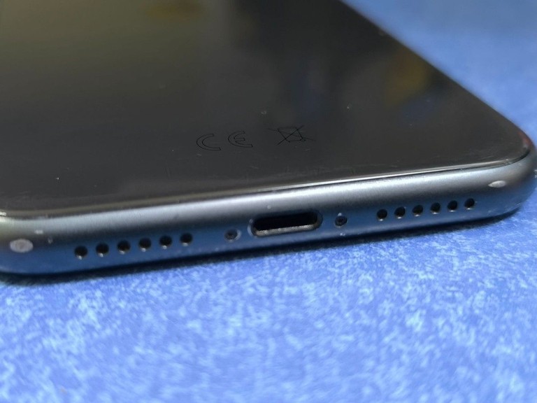 Дешиво Apple iphone 11 64gb с ломбарда