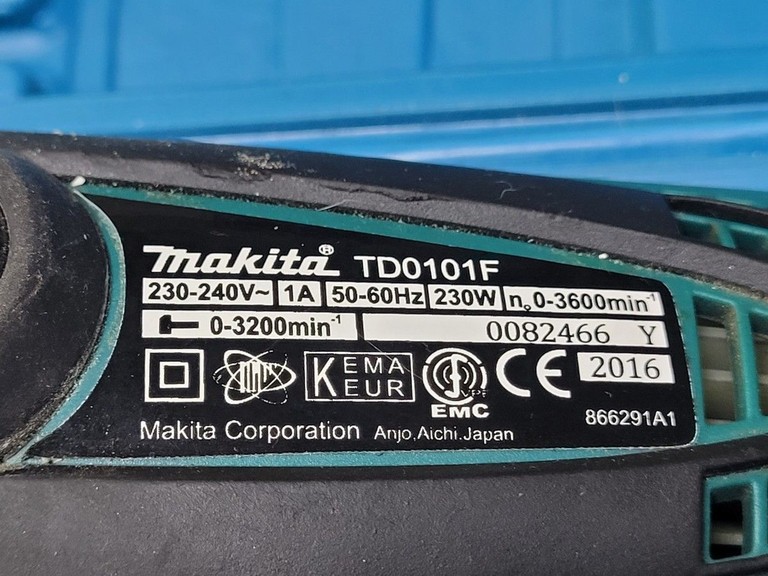 Дешево Makita Копія td0101f з ломбарду