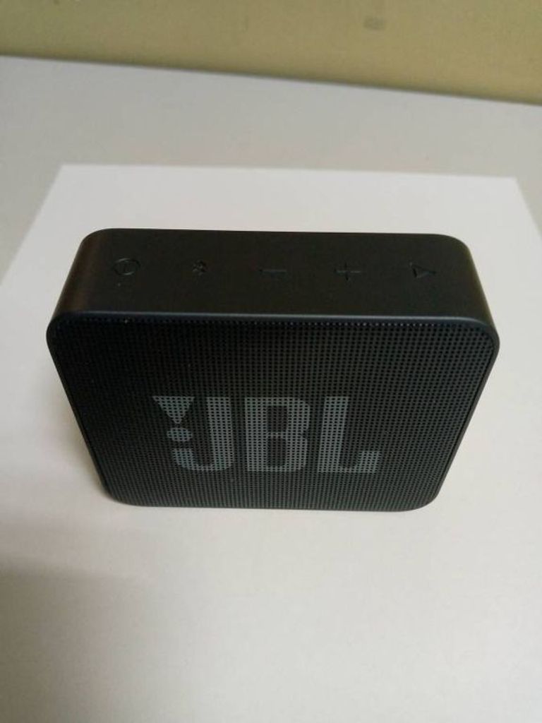 Объявление Jbl go essential Б/У