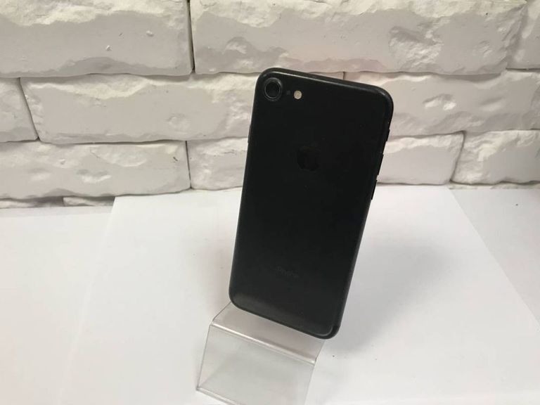 Дешево Apple iphone 7 32gb з ломбарду