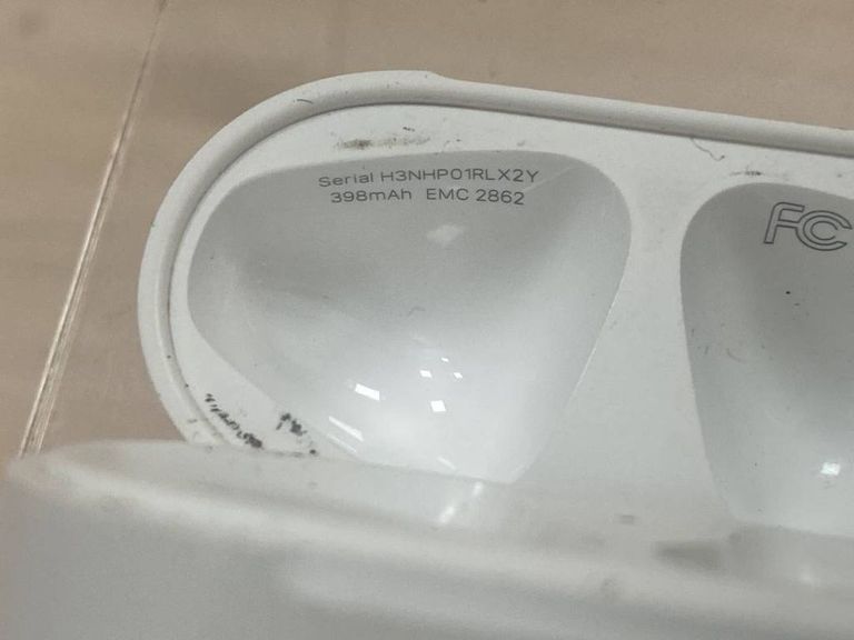 Apple airpods 2 gen a1602.a2032+a2031 2019г.