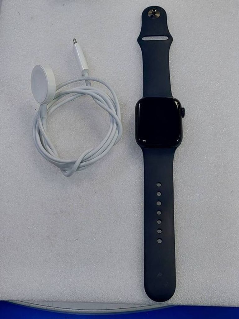 Объявление Apple watch se 2 gps 40mm aluminium case Б/У