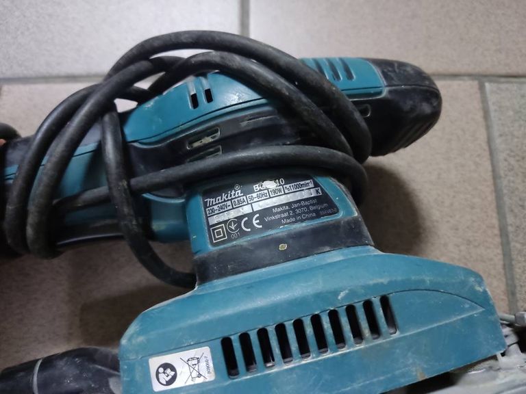 Makita BO3710