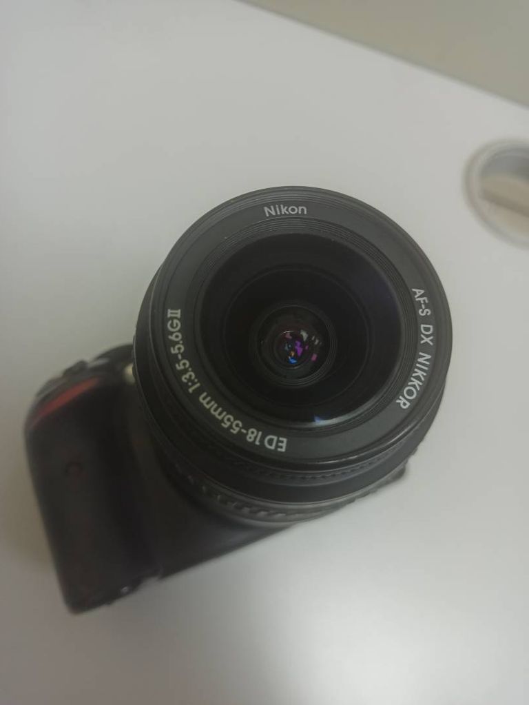 Дешиво Nikon d3200 + nikon nikkor af-s 18-55mm 1:3.5-5.6gii vr ii dx с ломбарда