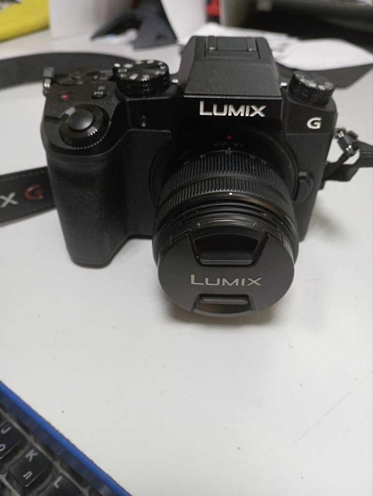 Купити Panasonic lumix dmc-g7 kit 14-42mm Б/У
