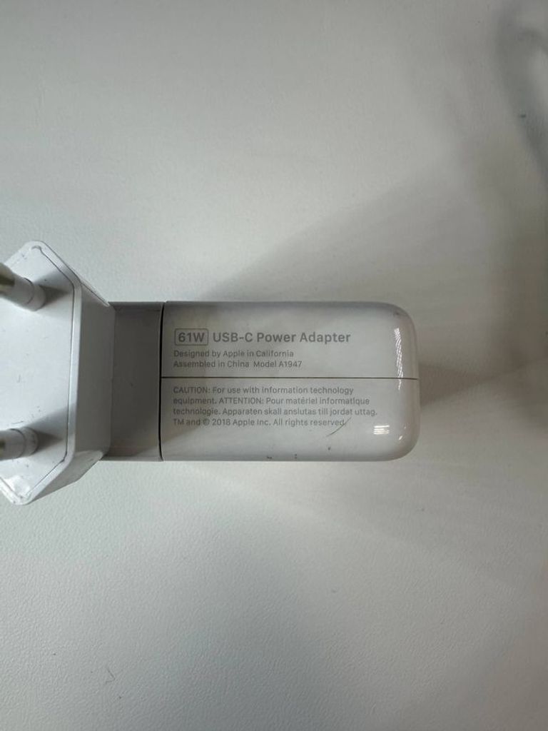 Apple a2338/macbook pro 13,3 /m1 8-gpu/ ram8gb/ ssd512gb/ retina/ truetone/ touch bar Код:01-200590742. Изображение 20