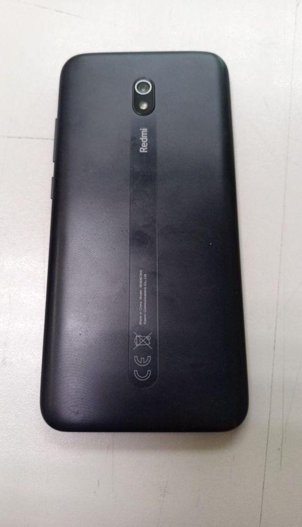 Дешиво Xiaomi Redmi 8A 2/32GB Black с ломбарда