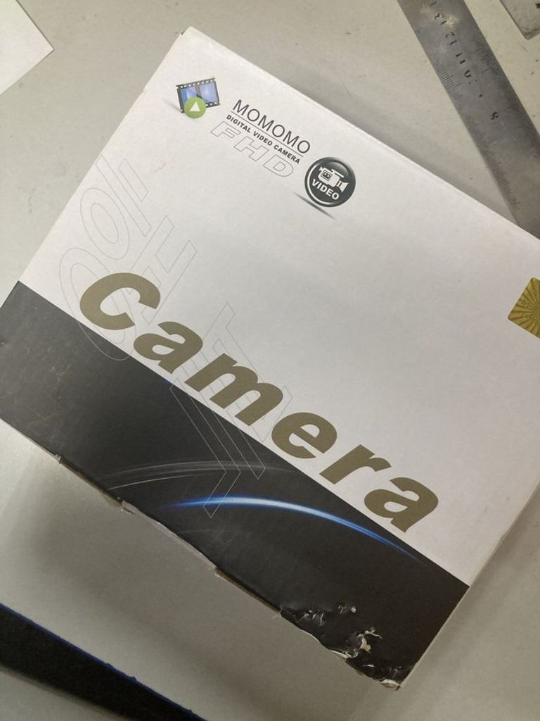 Дешиво Momomo hd с ломбарда