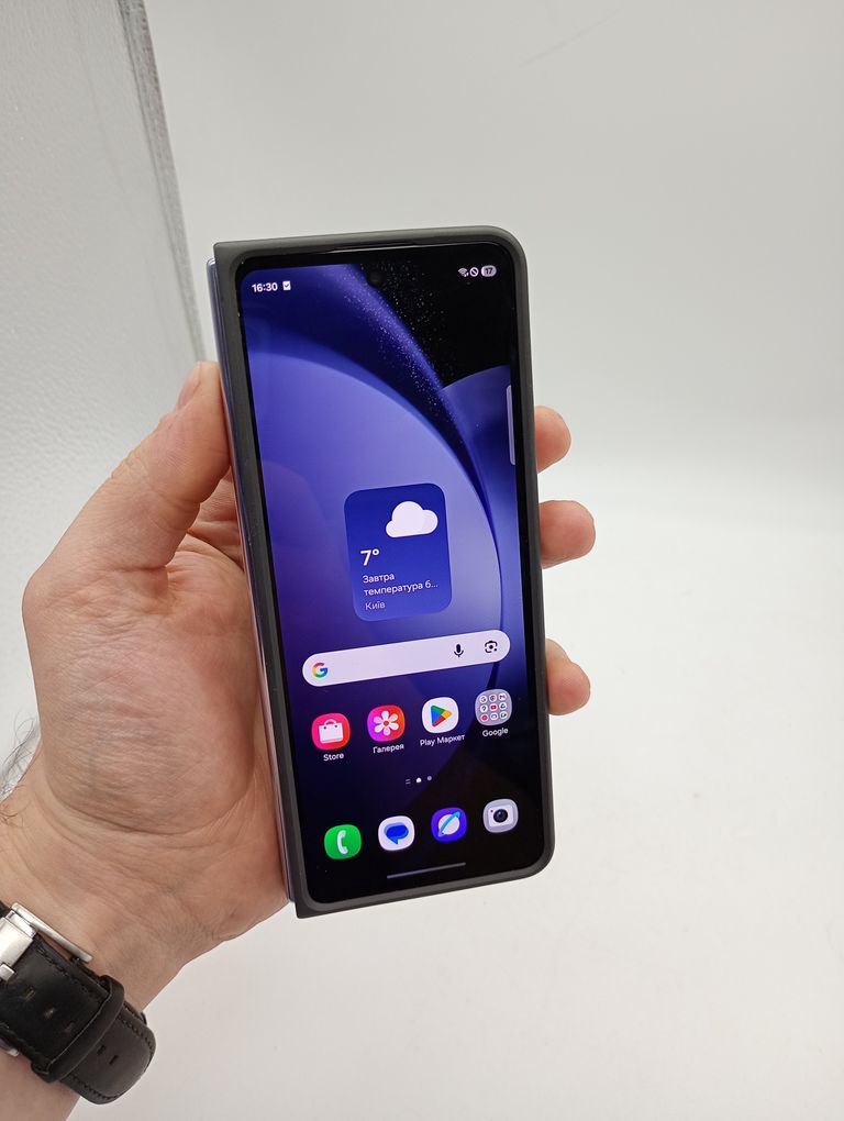Дешиво Samsung Galaxy Fold5 12/256GB  с ломбарда