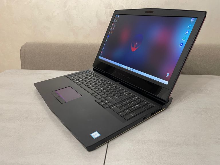 Объявление Dell Alienware 17 R4, 17,3" Б/У