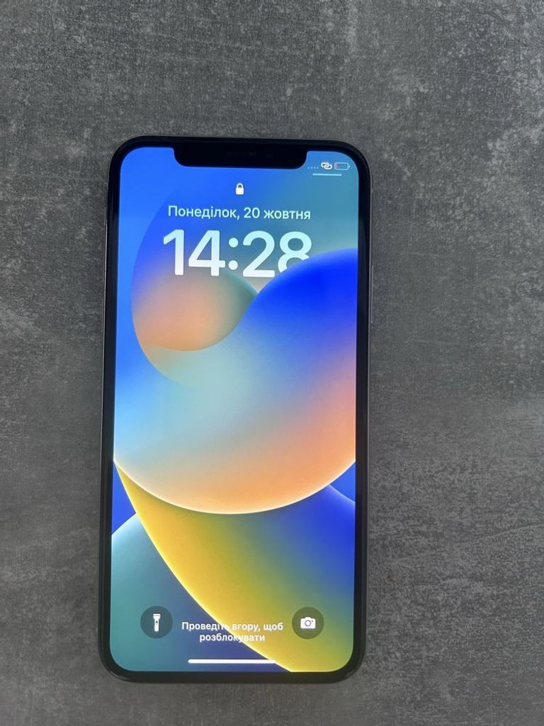 Купити iphone X 64 gb Б/У