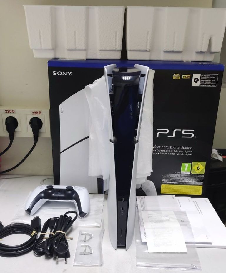 Купити Sony playstation 5 slim 1 tb Б/У