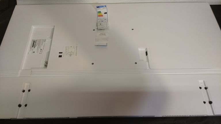 Samsung UE50AU9010U Білий Код:null. Изображение 4