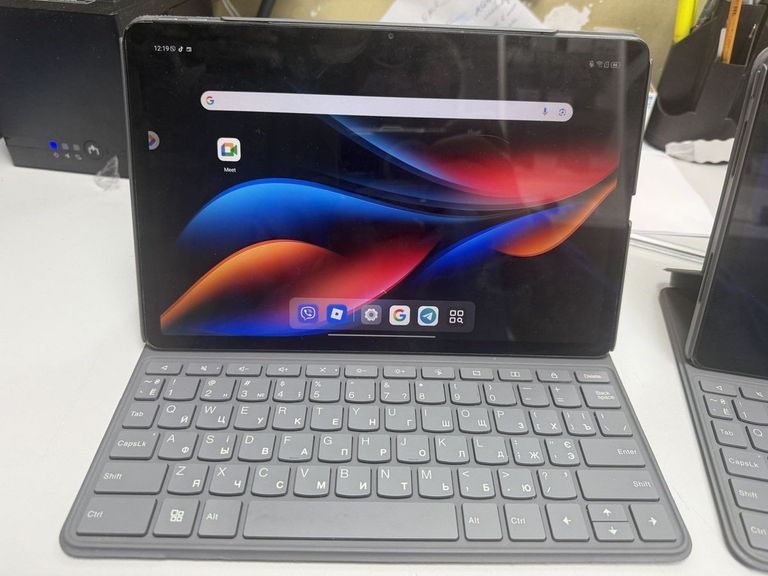 Купить Lenovo Tab K11 8/128GB LTE Luna Grey + KB & Pen (ZADK0057UA) Б/У