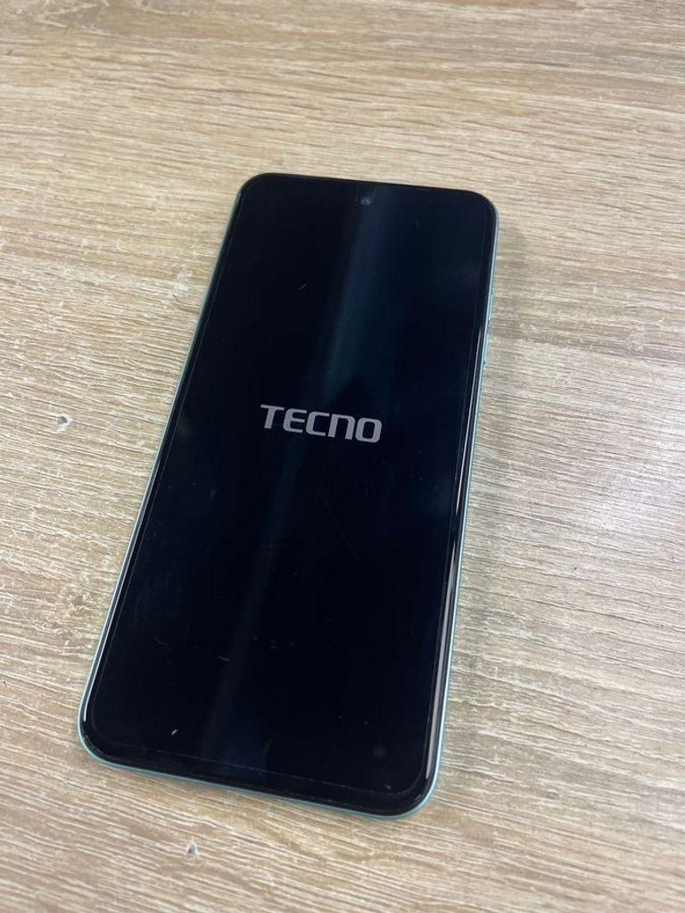 Купити Tecno spark go 1 kl4 3/64gb Б/У