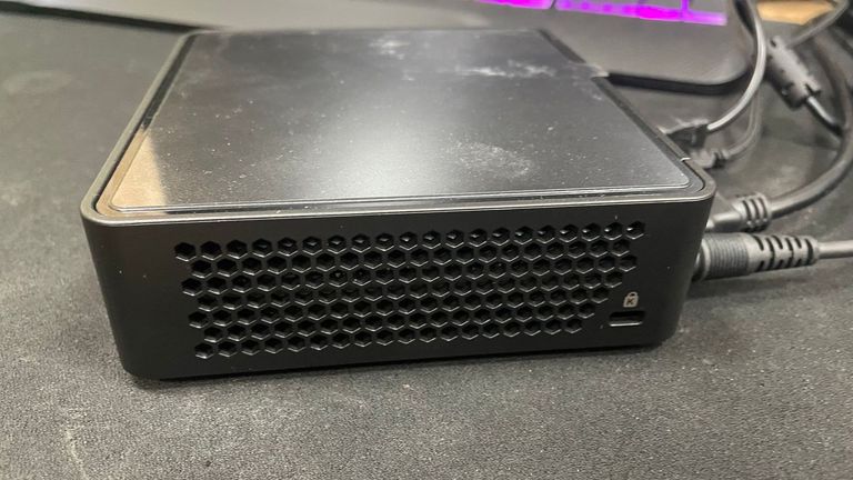 Объявление Asus nuc pro/ nuc14rvk / core i3 100u/ ram16gb/ ssd256gb Б/У