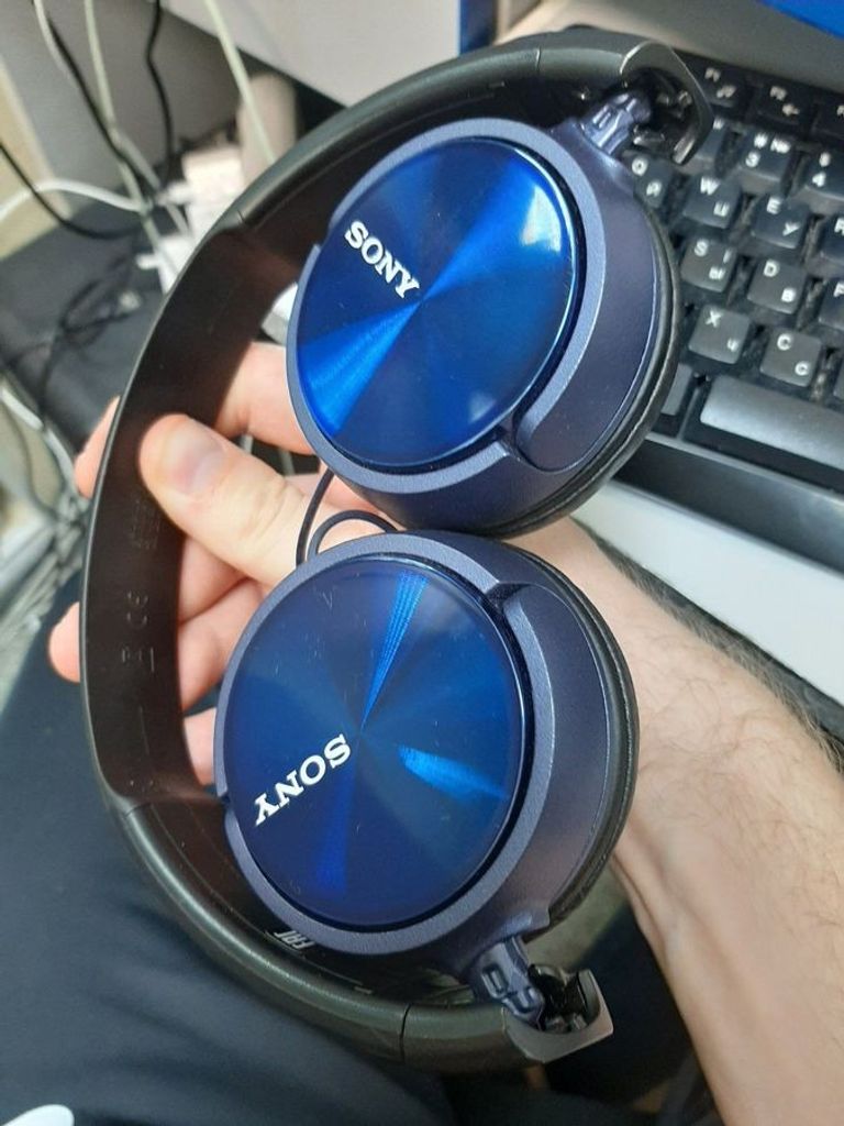Дешиво Sony mdr-zx310 с ломбарда