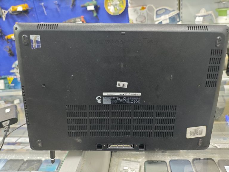 Dell 15/core i5 6200u ddr3/8gb ddr3/hdd *відсутній/ssd 256 gb/*інтегрована Код:01-200817770. Зображення 15