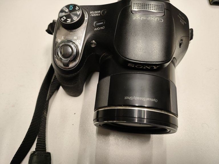 Оголошення Sony dsc-h400 Б/У