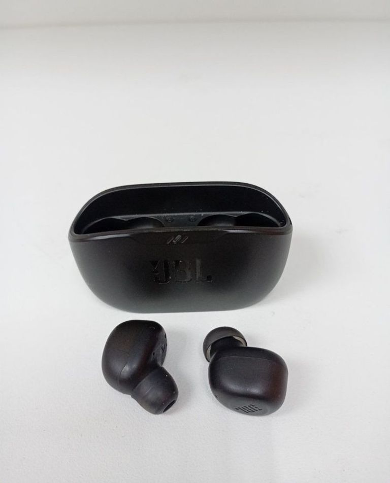 Купити Jbl wave buds Б/У
