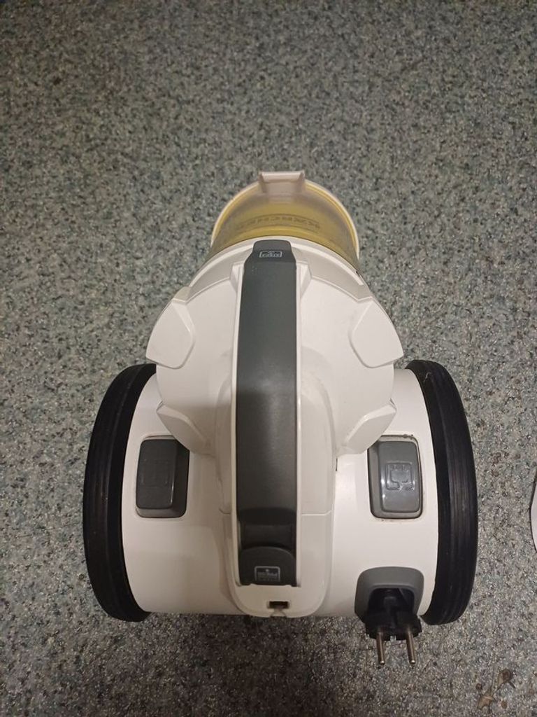 Объявление Karcher vc 3 premium Б/У