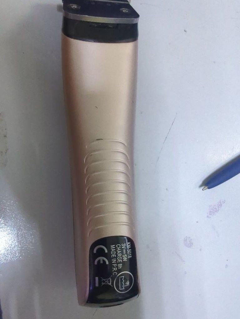 Дешиво Kemei km-5018 с ломбарда