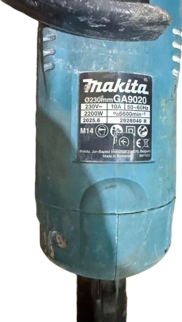 Дешиво Makita GA9020 с ломбарда
