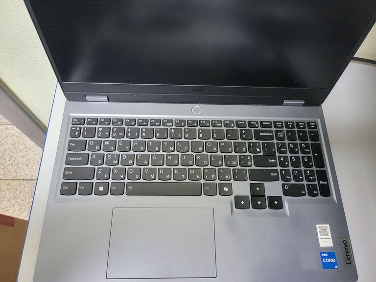 Дешево Lenovo 15/core i5-13450hx ddr5/16gb ddr5/hdd *відсутній/ssd 512 gb/geforce rtx4060 8gb з ломбарду